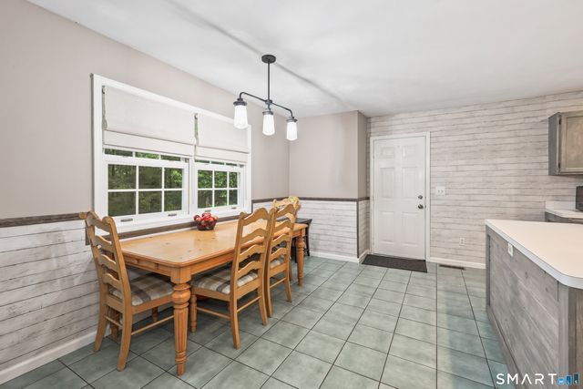 6 Plank Road, Prospect, CT 06712