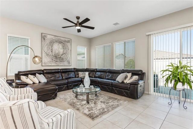 384 Scarlett Runner, Beaumont, CA 92223