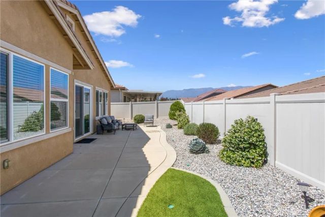 384 Scarlett Runner, Beaumont, CA 92223