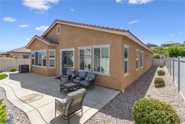 384 Scarlett Runner, Beaumont, CA 92223