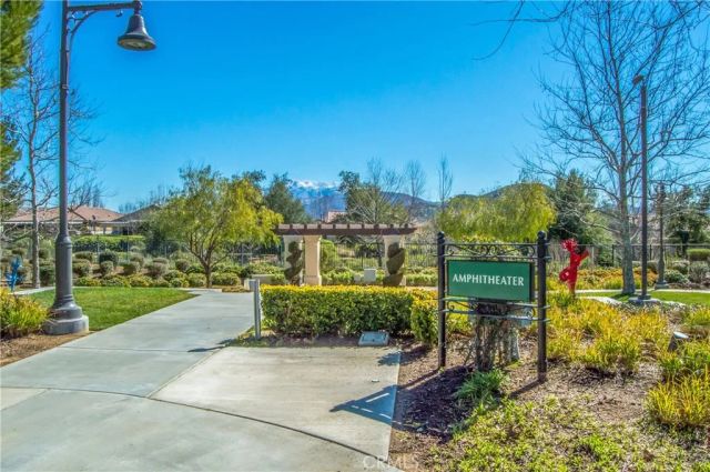 384 Scarlett Runner, Beaumont, CA 92223