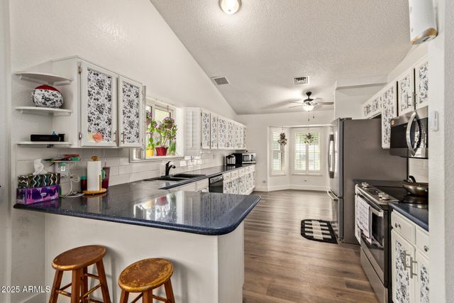 17980 N 88TH Avenue, Peoria, AZ 85382