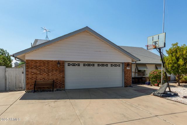 17980 N 88TH Avenue, Peoria, AZ 85382