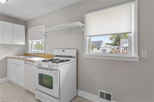 5380 Hummel DR, Norfolk, VA 23502