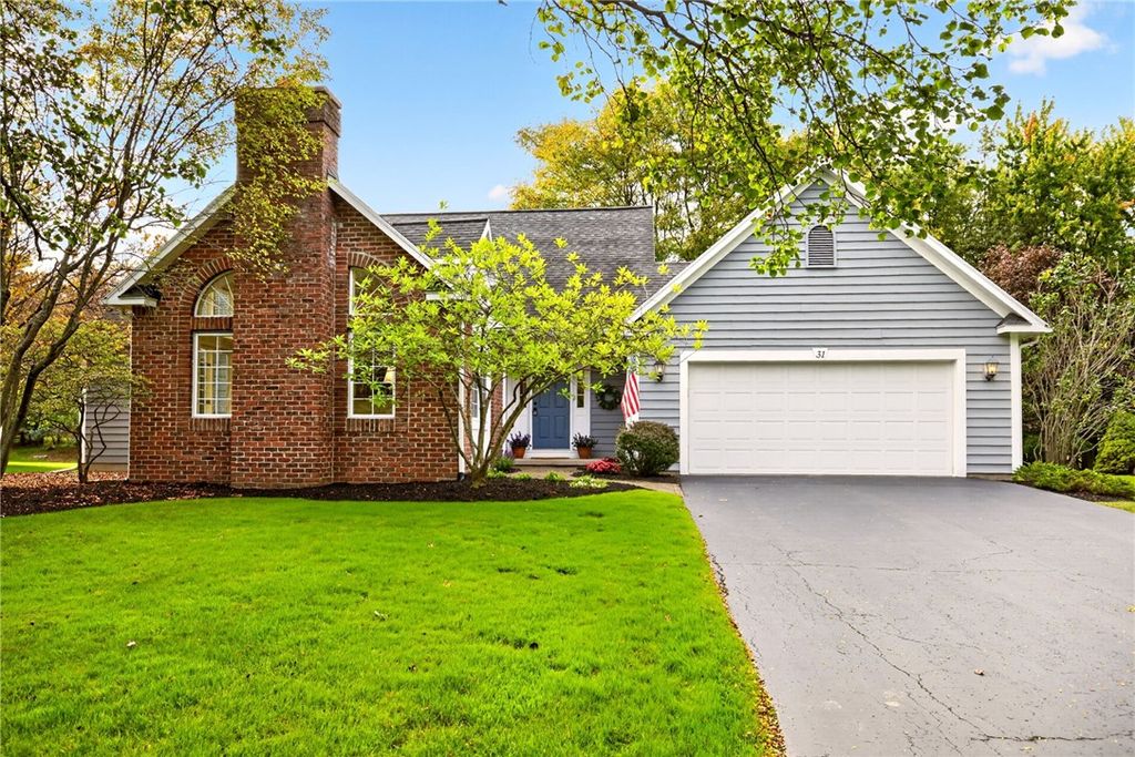 31 Rock Creek, Henrietta, NY 14534