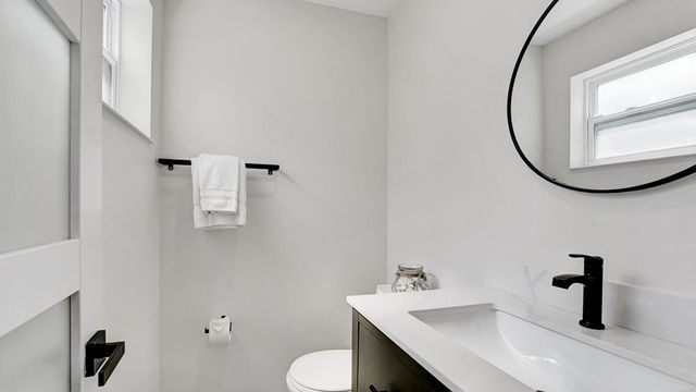 218 NE 10th Street, Delray Beach, FL 33444