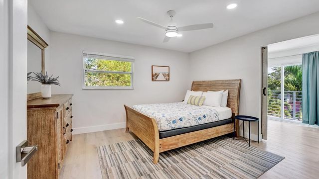 218 NE 10th Street, Delray Beach, FL 33444