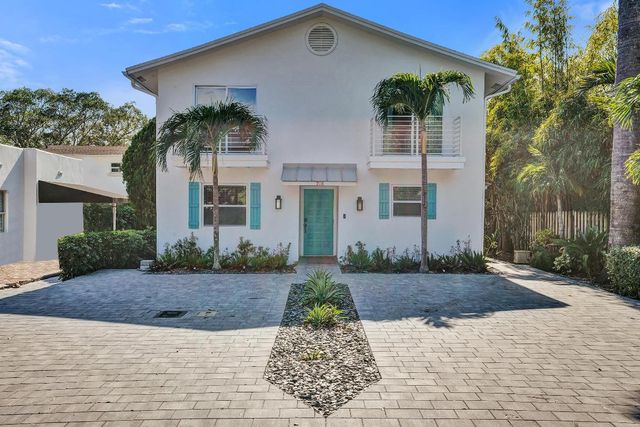 218 NE 10th Street, Delray Beach, FL 33444