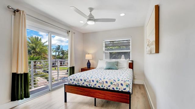 218 NE 10th Street, Delray Beach, FL 33444