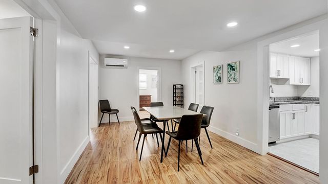 218 NE 10th Street, Delray Beach, FL 33444