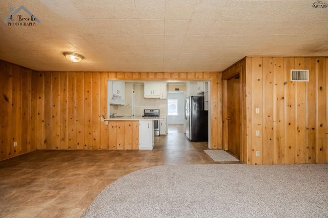 2414 WEDGEWOOD AVENUE, Wichita Falls, TX 76301