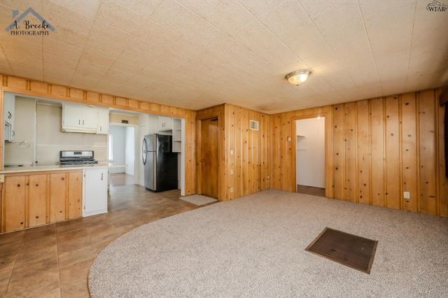 2414 WEDGEWOOD AVENUE, Wichita Falls, TX 76301