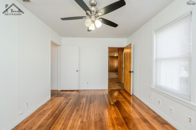 2414 WEDGEWOOD AVENUE, Wichita Falls, TX 76301