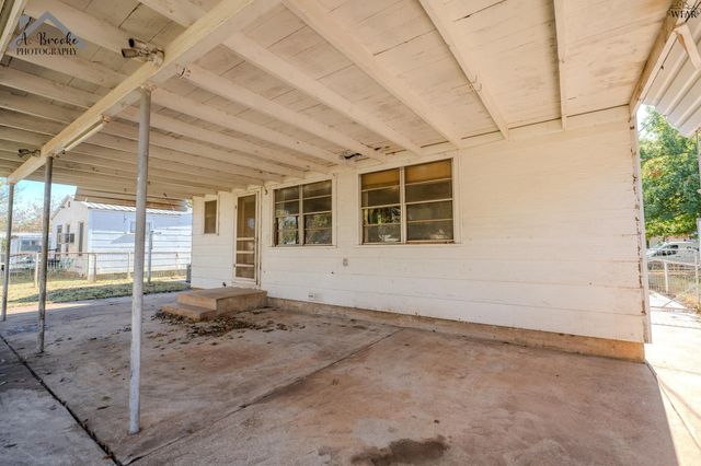 2414 WEDGEWOOD AVENUE, Wichita Falls, TX 76301