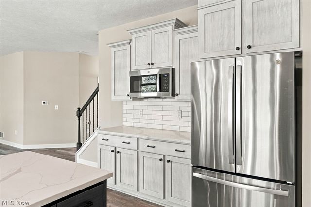 7469 Emerald Glen Avenue NW, Canal Fulton, OH 44614