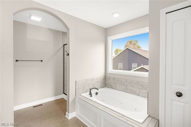 7469 Emerald Glen Avenue NW, Canal Fulton, OH 44614