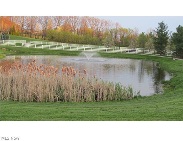 7469 Emerald Glen Avenue NW, Canal Fulton, OH 44614