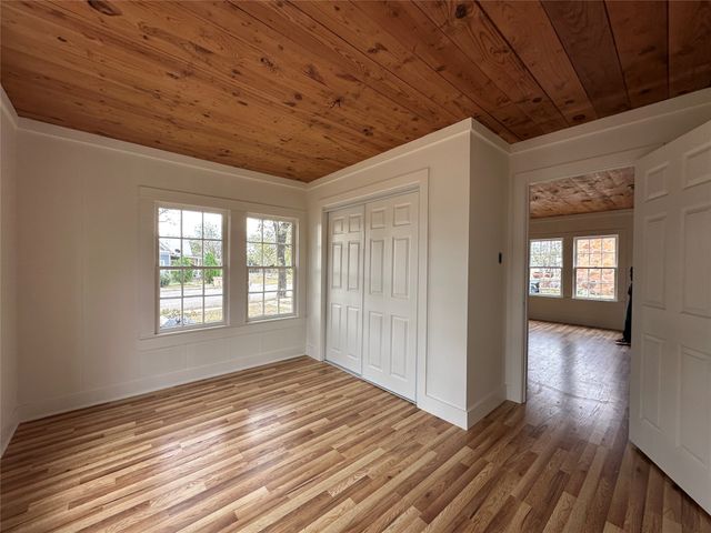 307 E Grand Avenue, Comanche, TX 76442