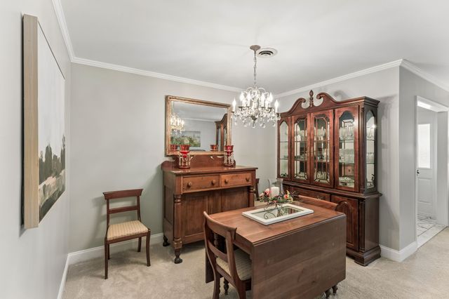 1044 Todd Preis Dr, Nashville, TN 37221