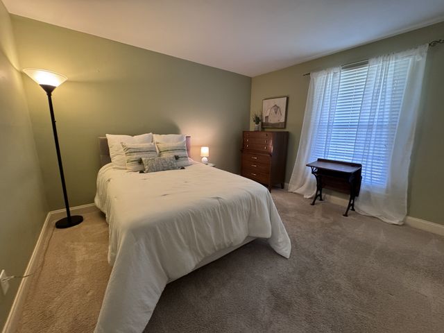 1044 Todd Preis Dr, Nashville, TN 37221