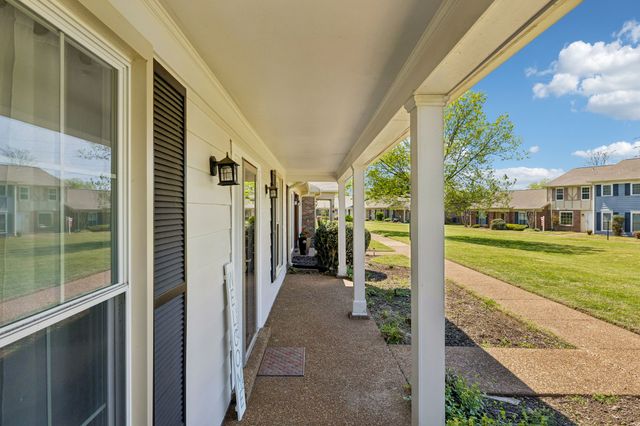 1044 Todd Preis Dr, Nashville, TN 37221