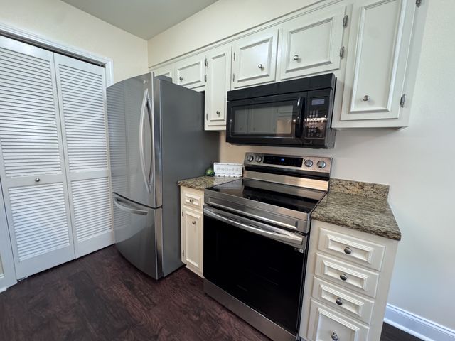 1044 Todd Preis Dr, Nashville, TN 37221