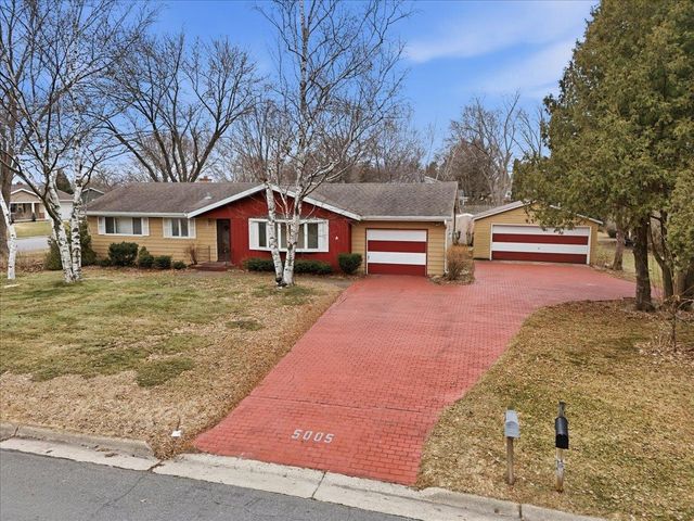 5005 Highland Drive, Mcfarland, WI 53558