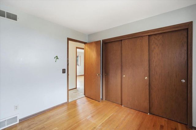 5005 Highland Drive, Mcfarland, WI 53558