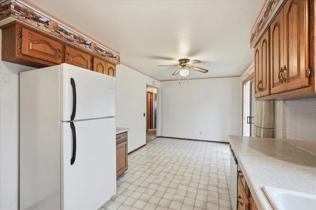 5005 Highland Drive, Mcfarland, WI 53558