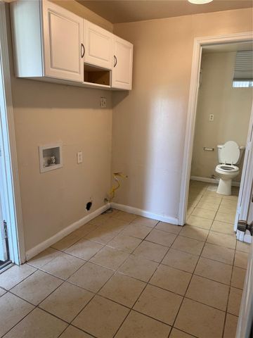 5702 Pine Avenue, Pasadena, TX 77503