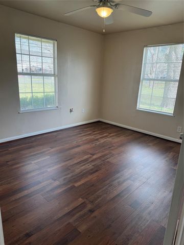 5702 Pine Avenue, Pasadena, TX 77503