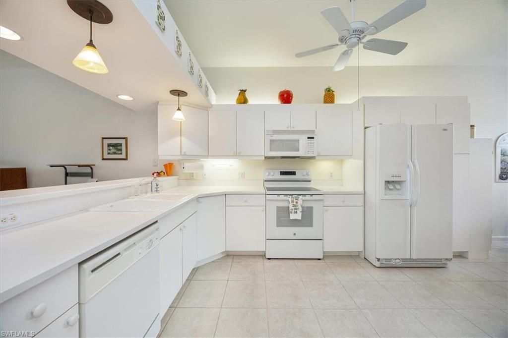 6800 Beach Resort DR 2305, NAPLES, FL 34114 — photo 4