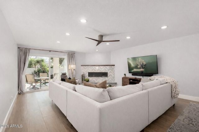 8721 E VIA DE VIVA Street, Scottsdale, AZ 85258