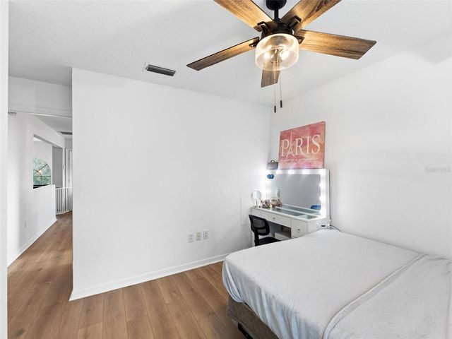 17704 NATHANS DRIVE, Tampa, FL 33647