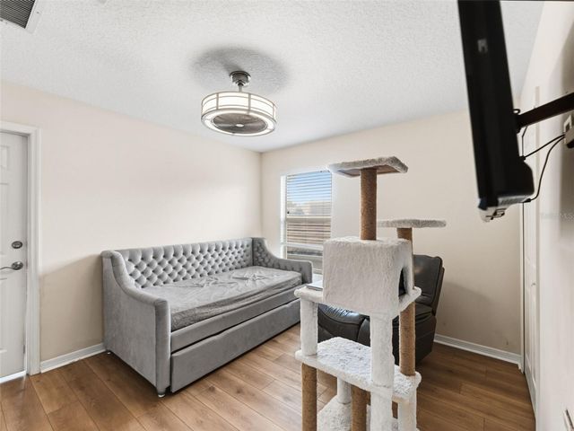 17704 NATHANS DRIVE, Tampa, FL 33647