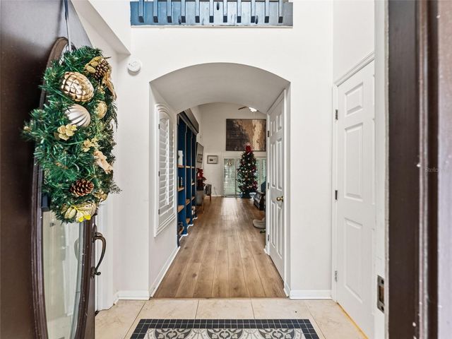 17704 NATHANS DRIVE, Tampa, FL 33647