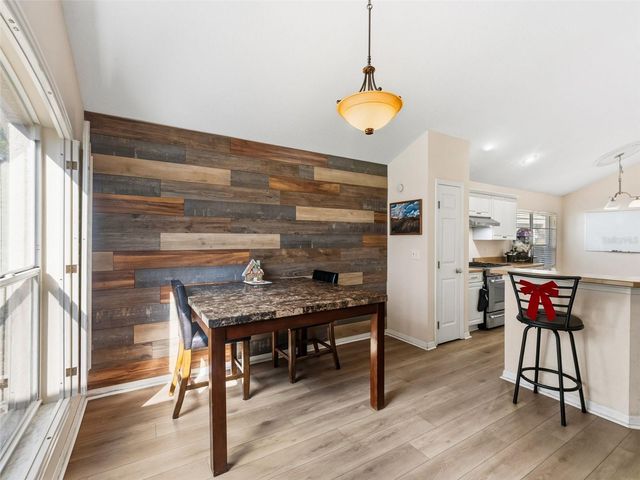 17704 NATHANS DRIVE, Tampa, FL 33647