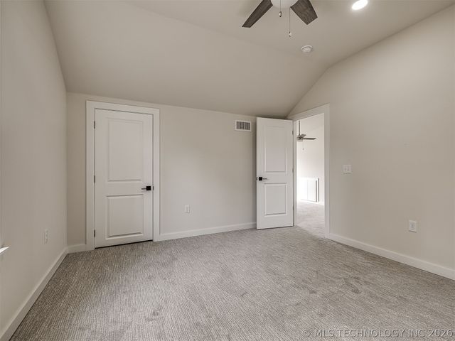 1879 Rockford Drive, Eufaula, OK 74432