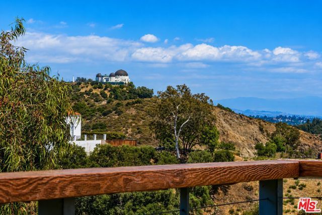 3162 Durand Drive, Los Angeles, CA 90068