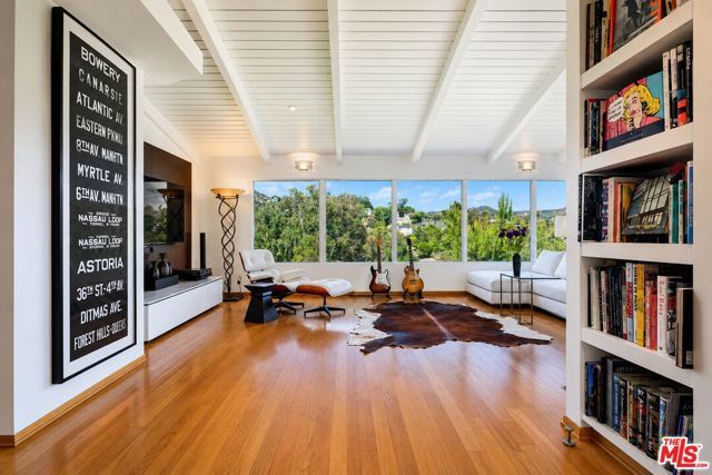 3162 Durand Drive, Los Angeles, CA 90068
