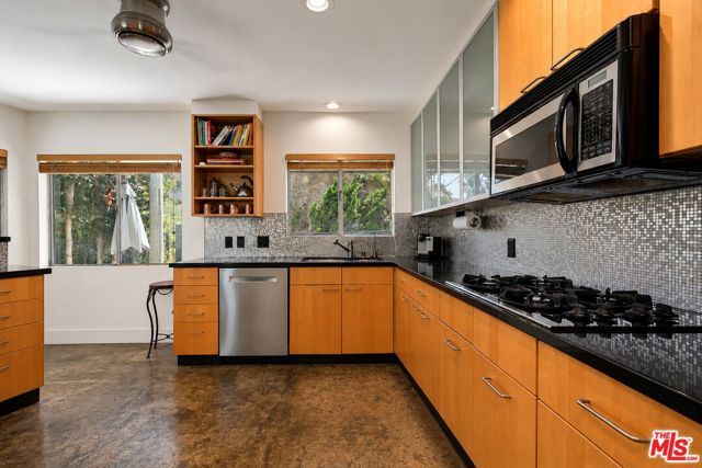 3162 Durand Drive, Los Angeles, CA 90068