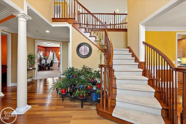 51577 Merry Lane, Shelby Twp, MI 48316