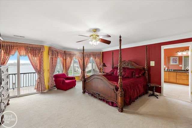 51577 Merry Lane, Shelby Twp, MI 48316