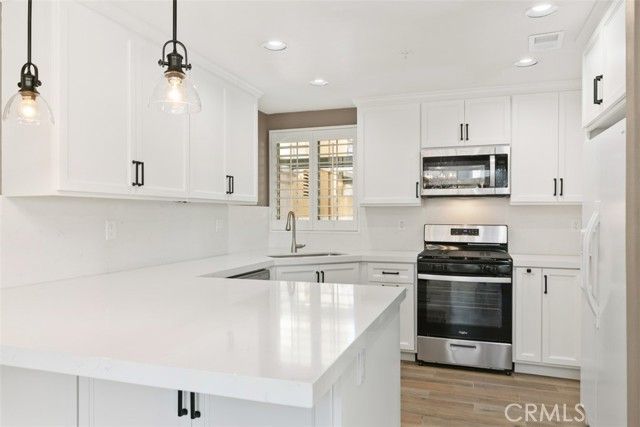 8 Luzern, Mission Viejo, CA 92692