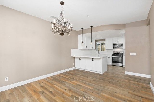 8 Luzern, Mission Viejo, CA 92692