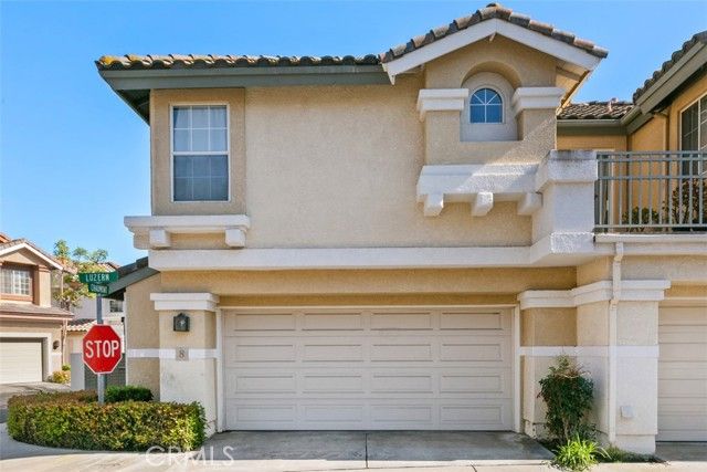 8 Luzern, Mission Viejo, CA 92692