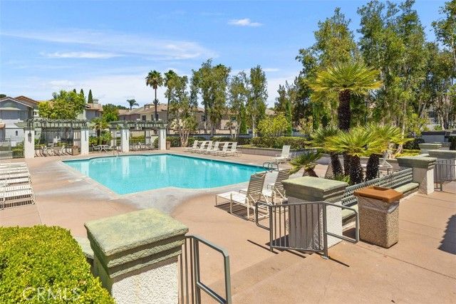 8 Luzern, Mission Viejo, CA 92692