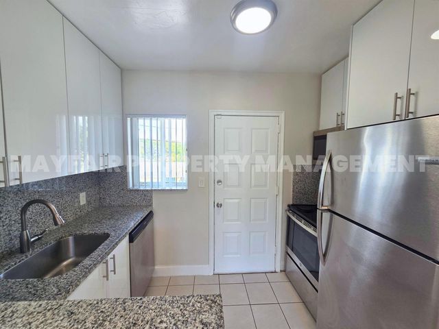 701 NE 16th Avenue 28, Fort Lauderdale, FL 33304