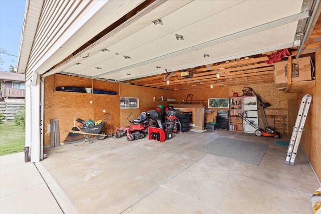 2412 CARLETON AVENUE, Appleton, WI 54915