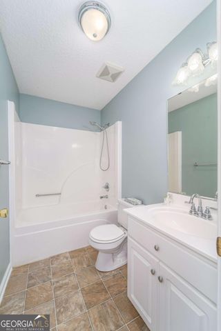 371 Summertree Road, Douglas, GA 31535